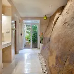 Stone House Bolonia