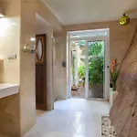 Stone House Bolonia